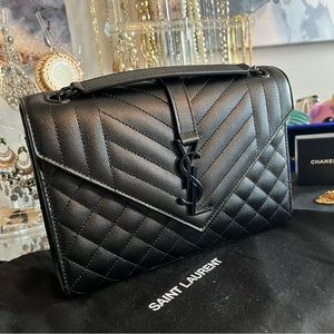 Authentic Envelope Triquilt Medium YSL Shoulder Bag in Grained Leather